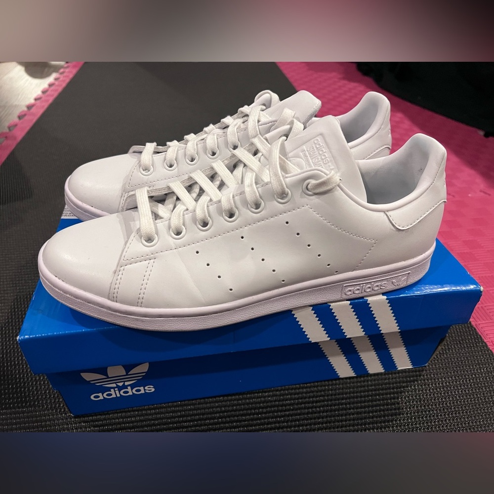 Adidas Stan Smith Classic White Leather Sneakers FX5500